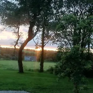 Hébergement de vacances Ty Loguellou, Locmélar